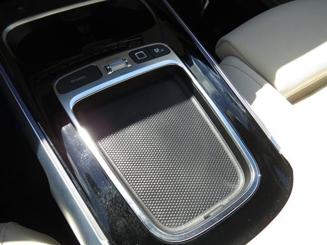 Certified Used 2025 Polar White Mercedes-Benz GLB 250 image 16