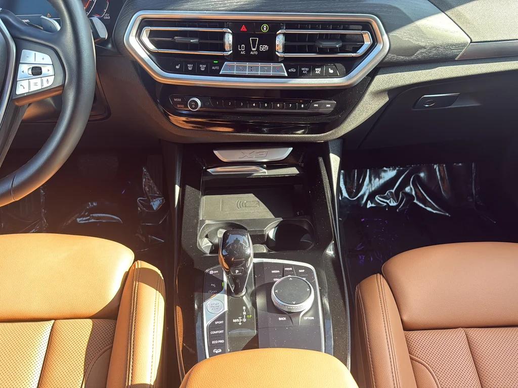 Used 2023 Black BMW xDrive30i image 20
