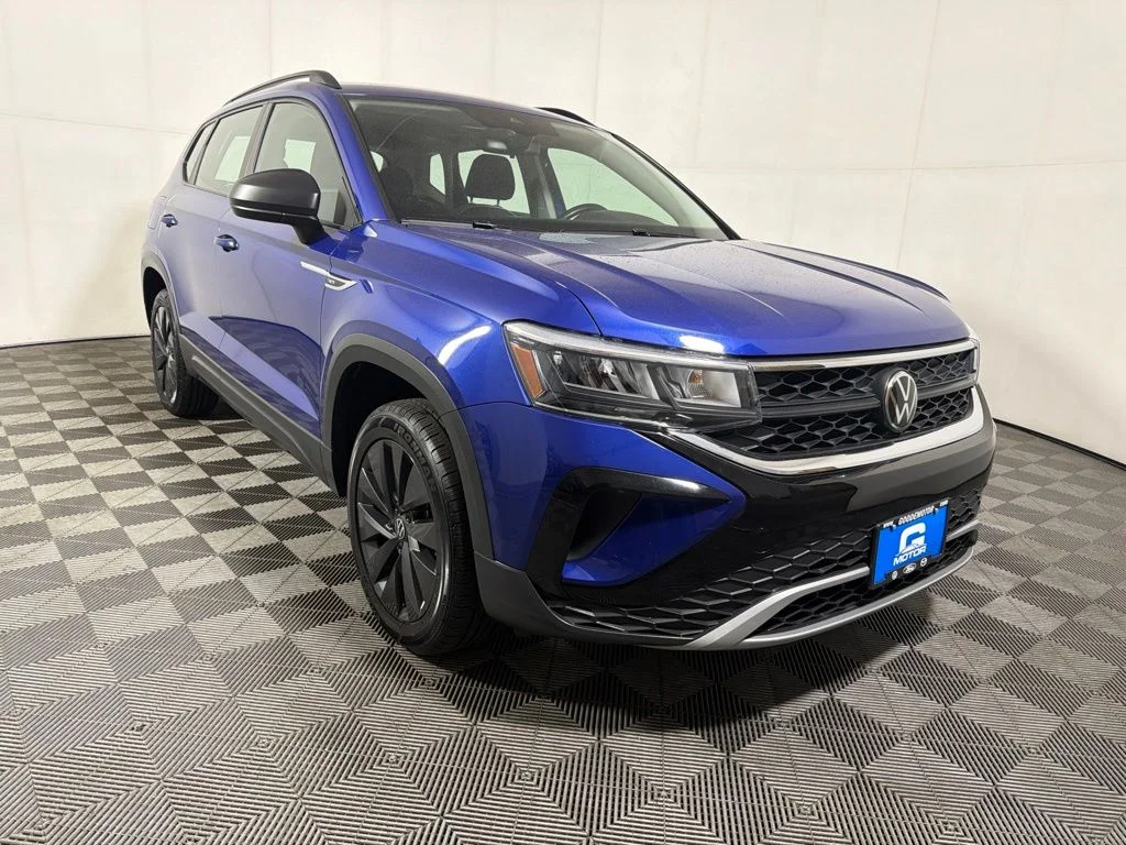 3VV5X7B28RM009677