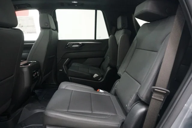 New 2026 Sterling Gray Metallic Chevrolet LT image 28