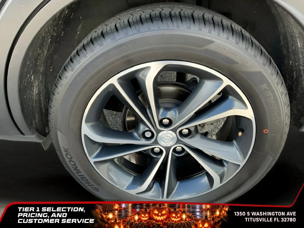 Used 2023 Ebony Twilight Metallic Buick Select image 36