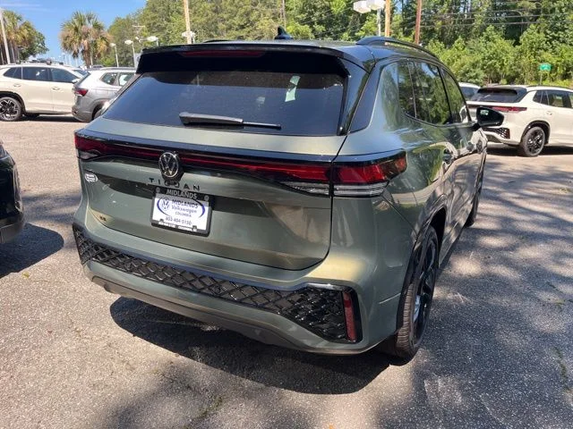 New 2026 Green Volkswagen 2.0T SE R-Line Black image 3