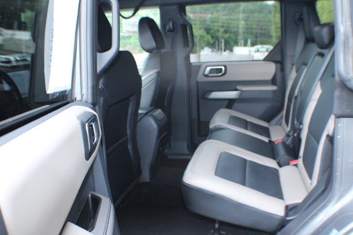 Used 2022 Cactus Gray Ford Wildtrak image 13