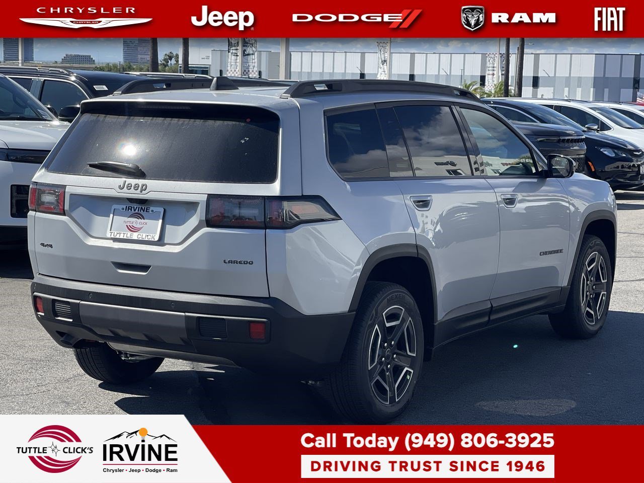 New 2026 Silver Zynith Clear-Coat Exterior Paint Jeep Laredo image 6