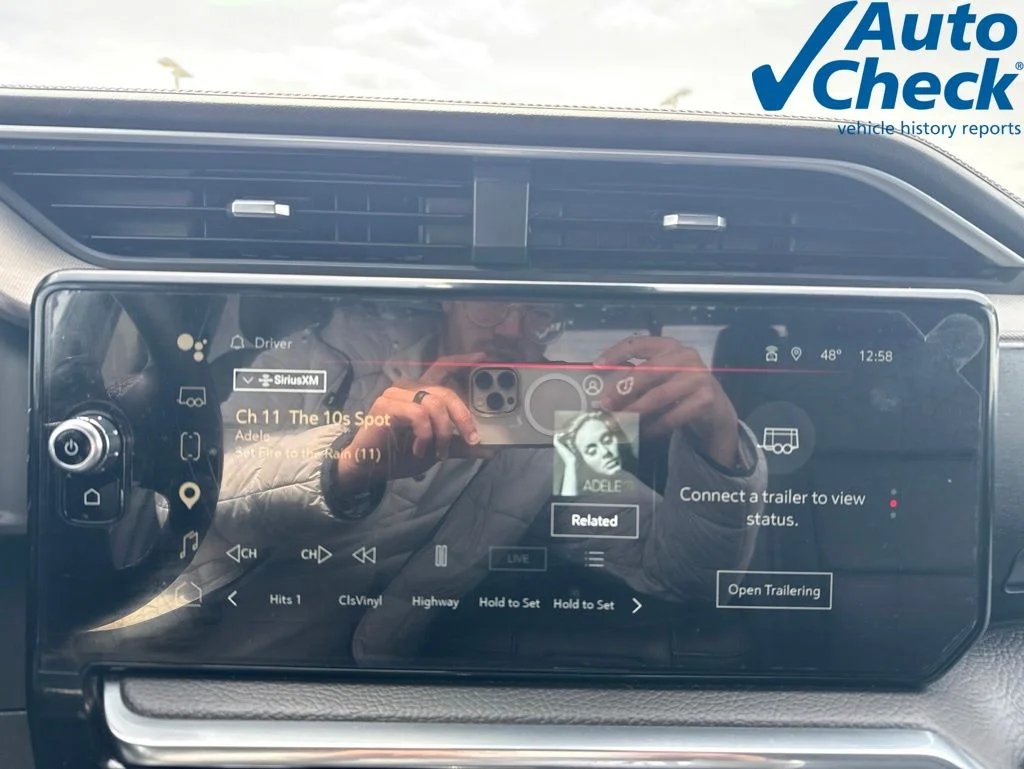 Used 2024 Black GMC Denali image 14