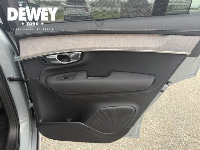 Used 2026 Gray Metallic Volvo Ultra Dark Theme image 37