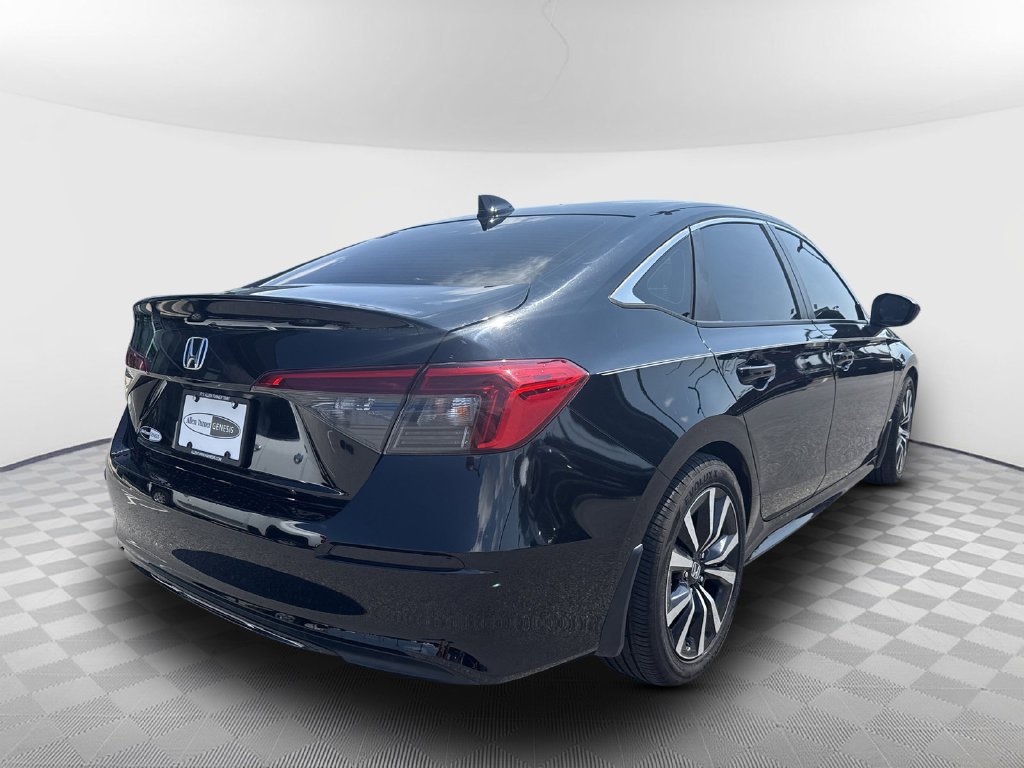 Used 2022  Honda EX image 8