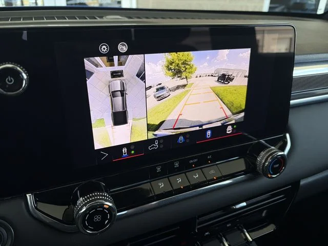 Used 2025 Blue GMC Elevation image 18