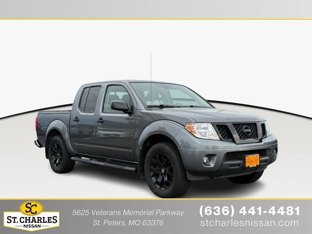 Used 2021 Gray Nissan SV image 1