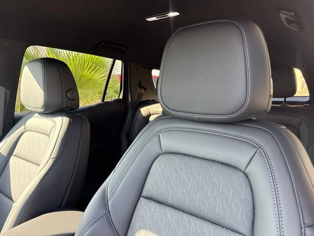 New 2027 White Chevrolet LT image 15
