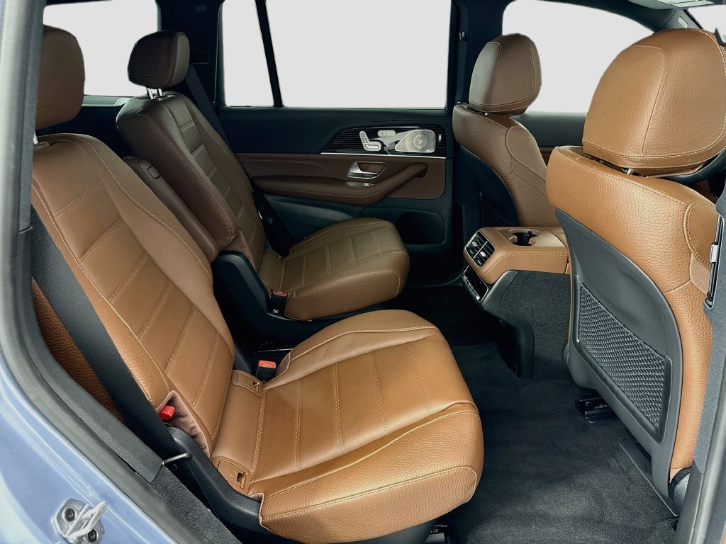 New 2026 MANUFAKTUR Light Blue Met Mercedes-Benz GLS 450 image 21