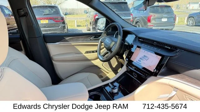 New 2026 White Jeep Limited image 34
