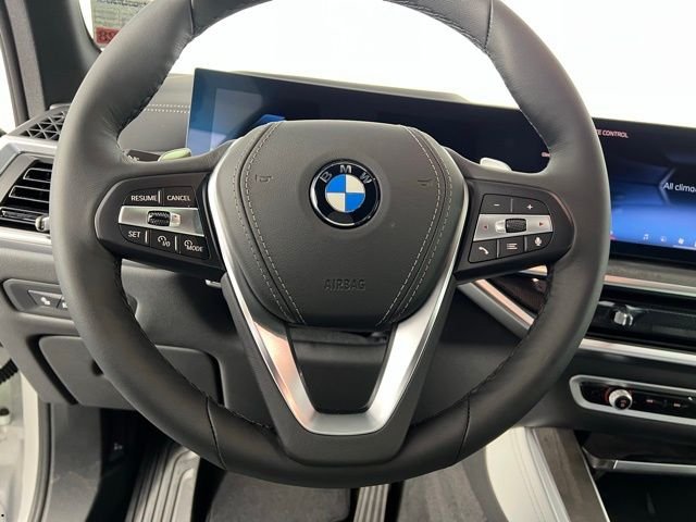 New 2026 White BMW sDrive40i image 21
