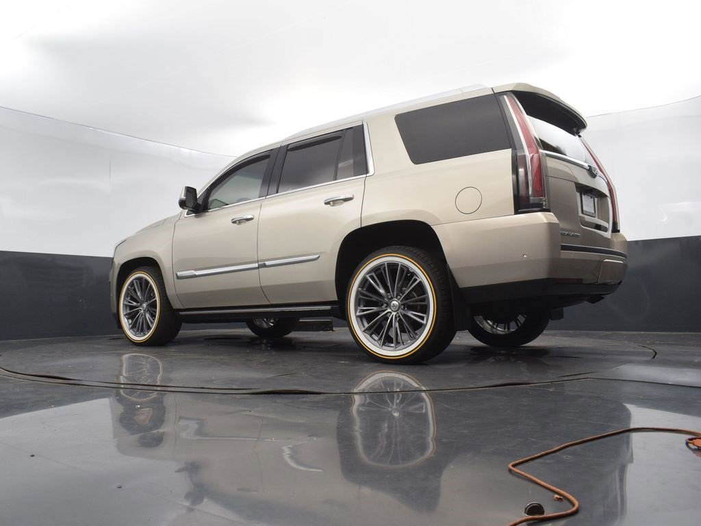 2017 CADILLAC ESCALADE - Image 57