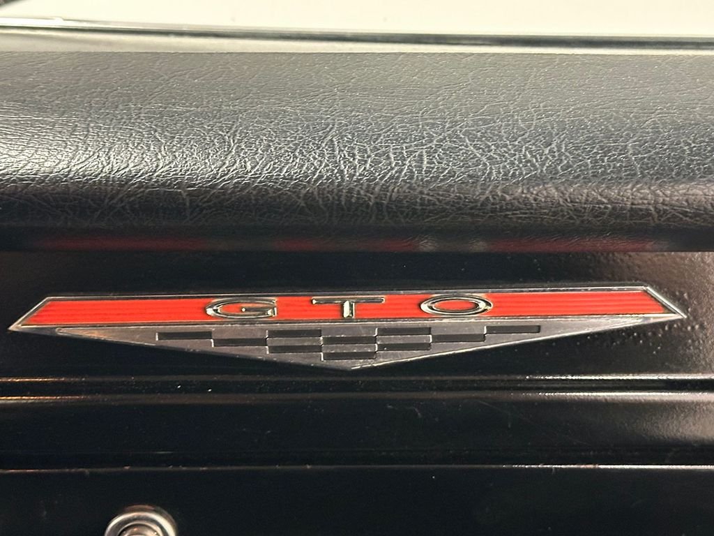 Used 1964 Green Pontiac  image 60