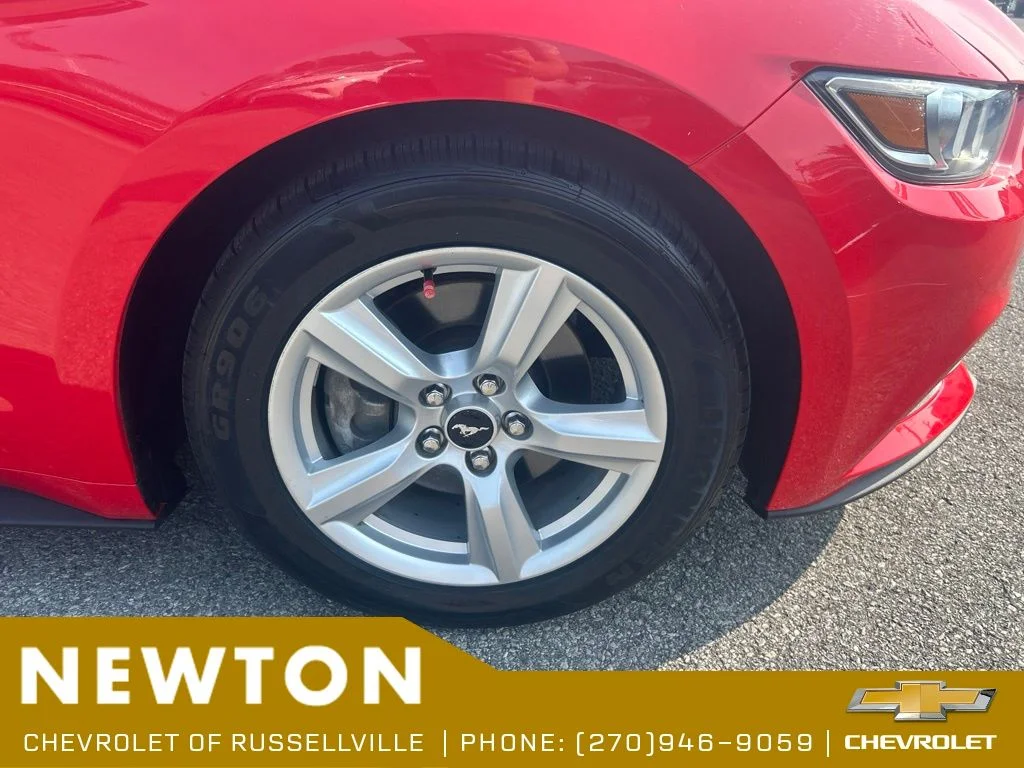 Used 2016 Race Red Ford V6 image 33