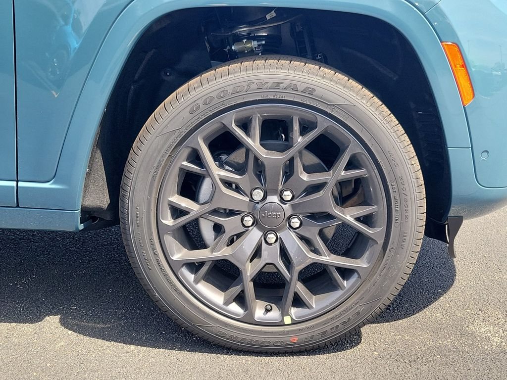 New 2026 Steel Blue Exterior Paint Jeep Summit image 5