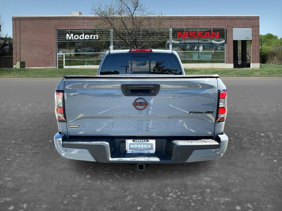 Used 2023 Boulder Gray Pearl Nissan PRO-4X image 3
