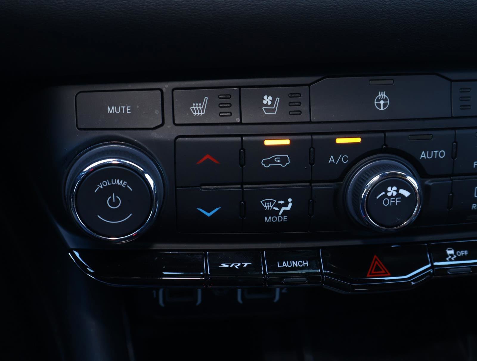 Used 2025 Red Oxide Dodge SRT Hellcat image 29