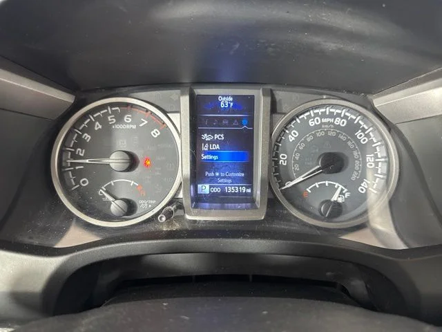 Used 2019 Gray Toyota SR5 image 18