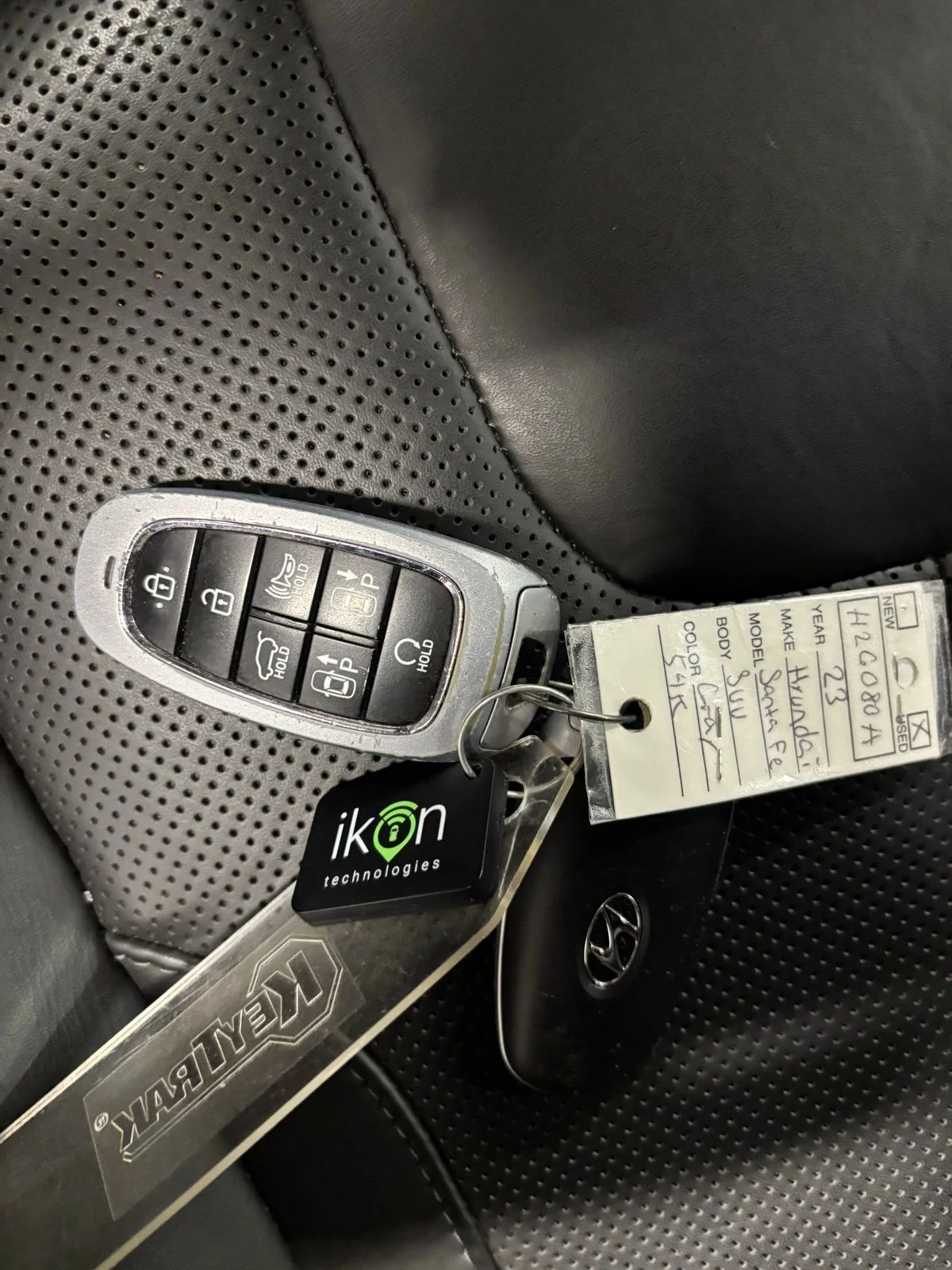 Used 2023 Gray Hyundai Calligraphy image 25