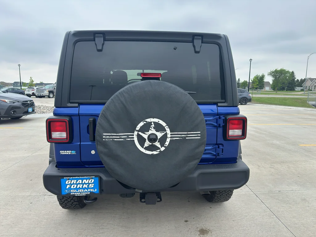 Used 2020 Ocean Blue Metallic Clearcoat Jeep Sport S image 6