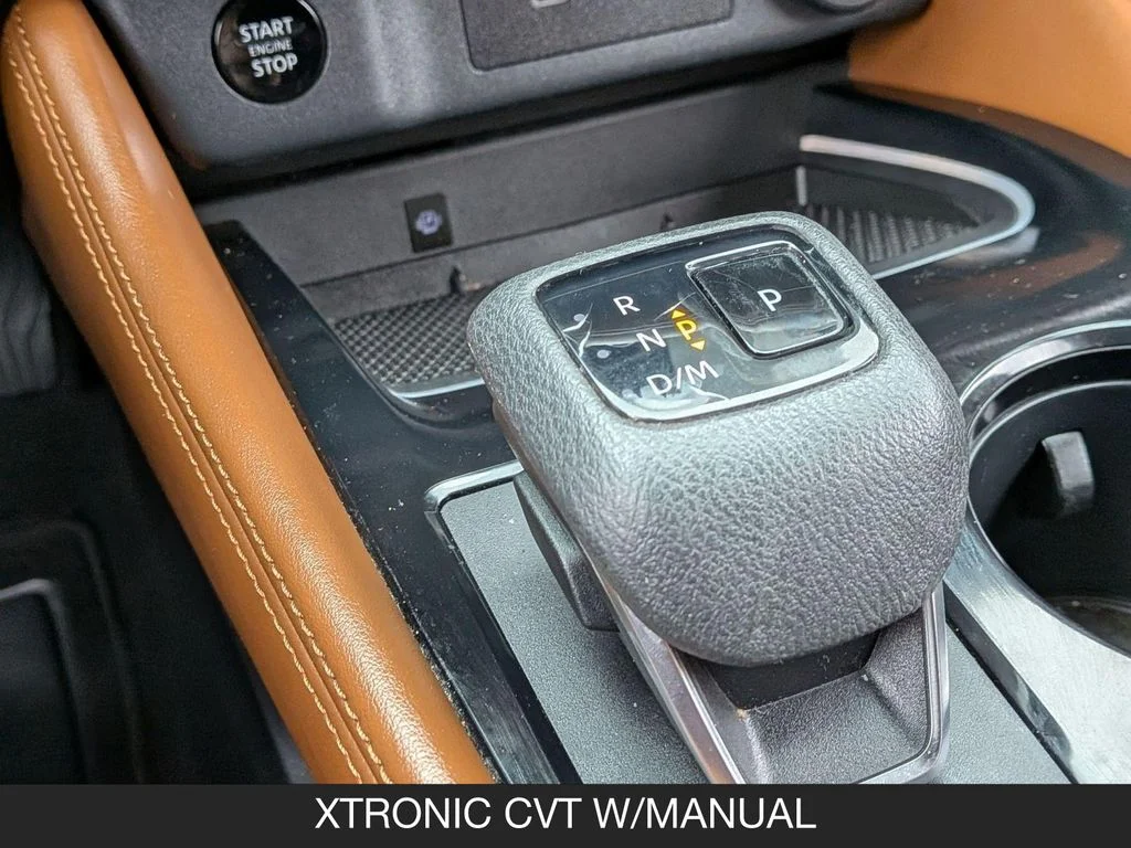 Used 2024 White Nissan Platinum image 21
