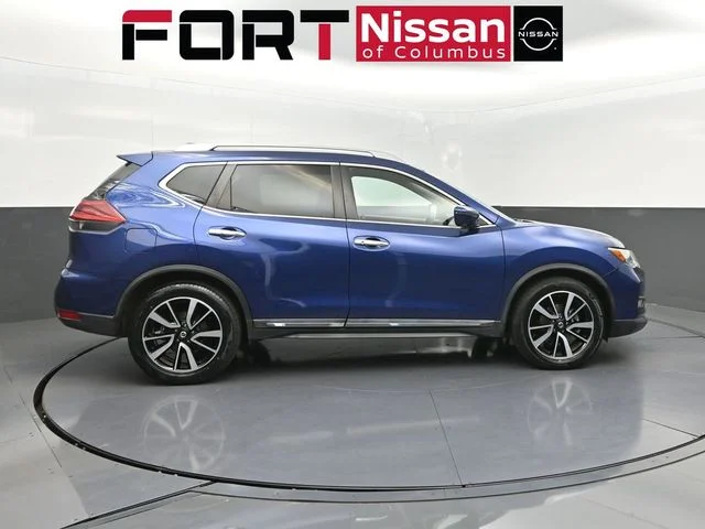 Used 2020 Blue Nissan SL image 8