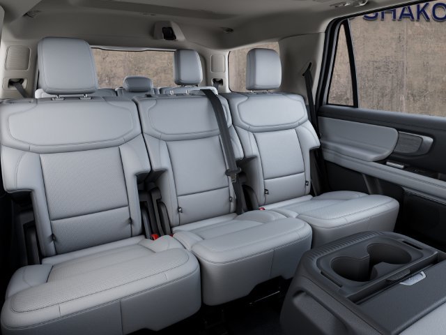 New 2027 White Ford Platinum image 11