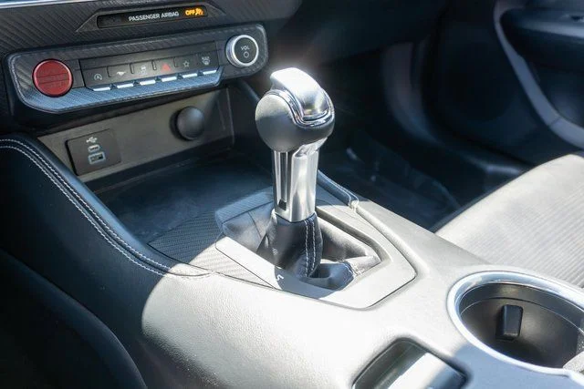 Used 2025  Ford GT Premium image 45
