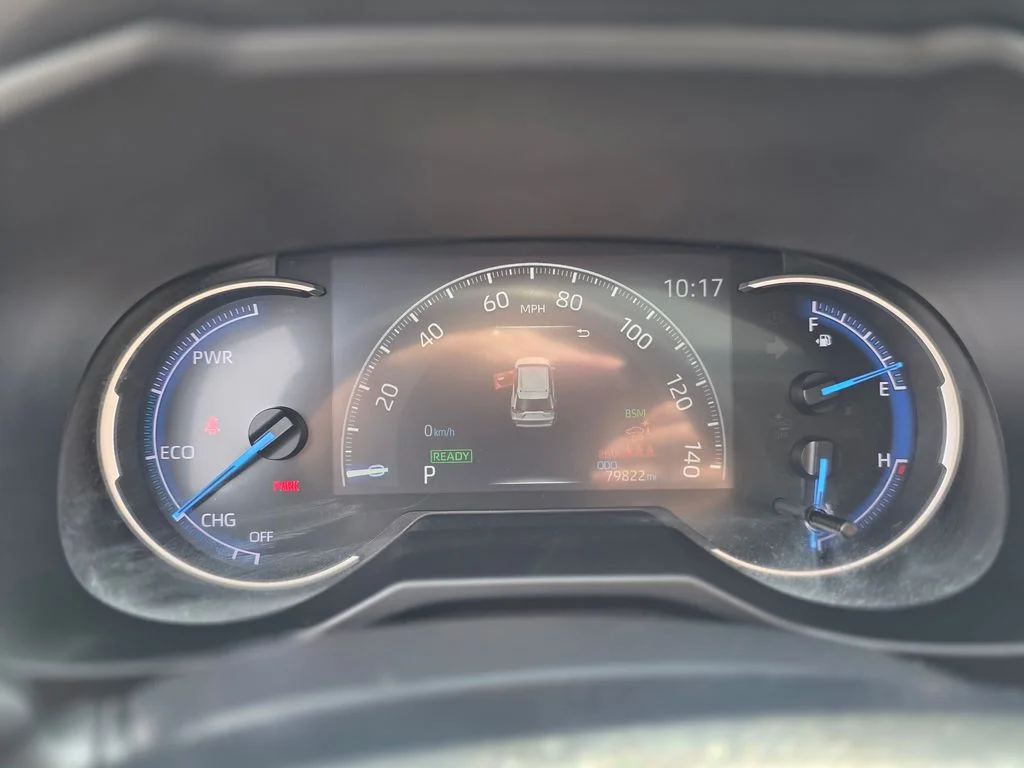 2020 Toyota RAV4 Limited - Photo 25