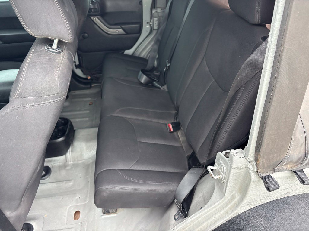 Certified Used 2016 Black Jeep Unlimited Sport image 10