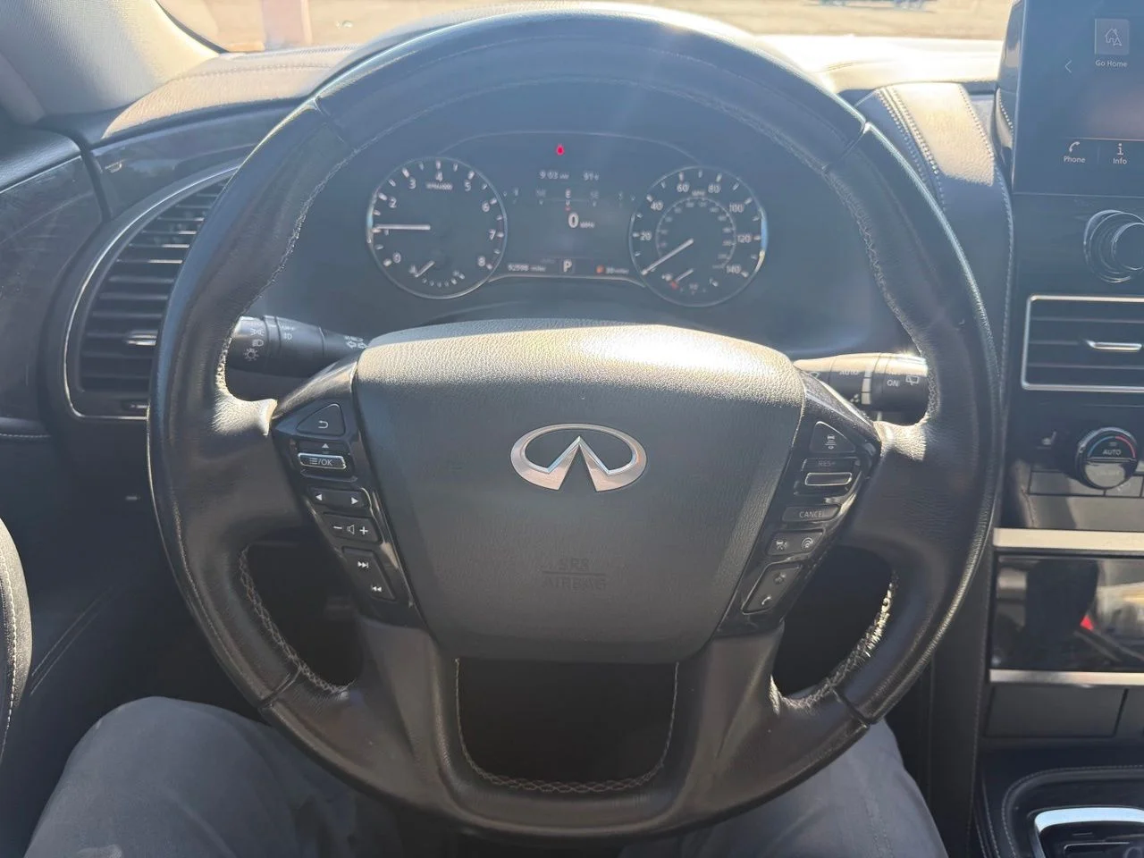 Used 2022 Moonstone White INFINITI Luxe image 16