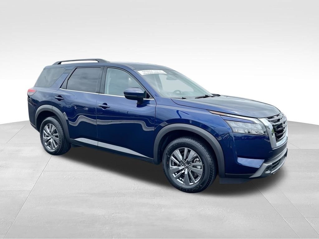 Used 2025 Blue Nissan SV image 3