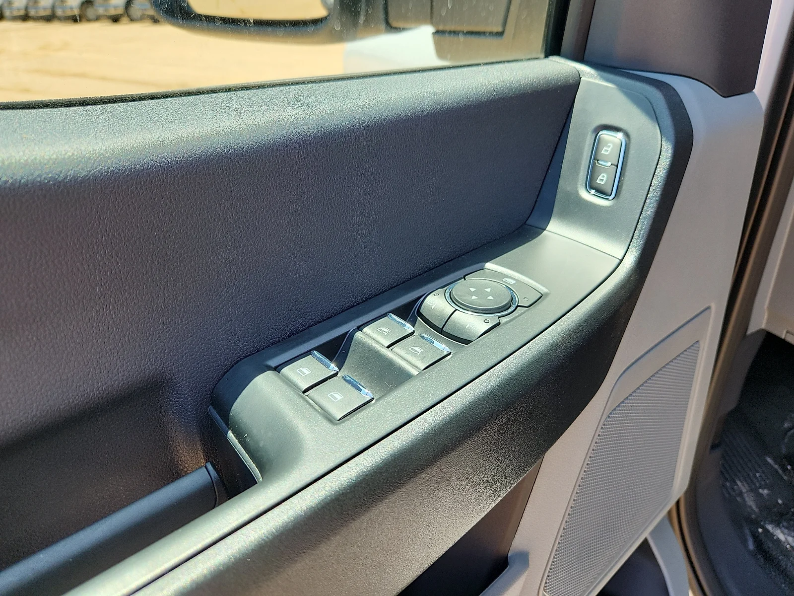 New 2026 Oxford White Ford F-350® XL image 14