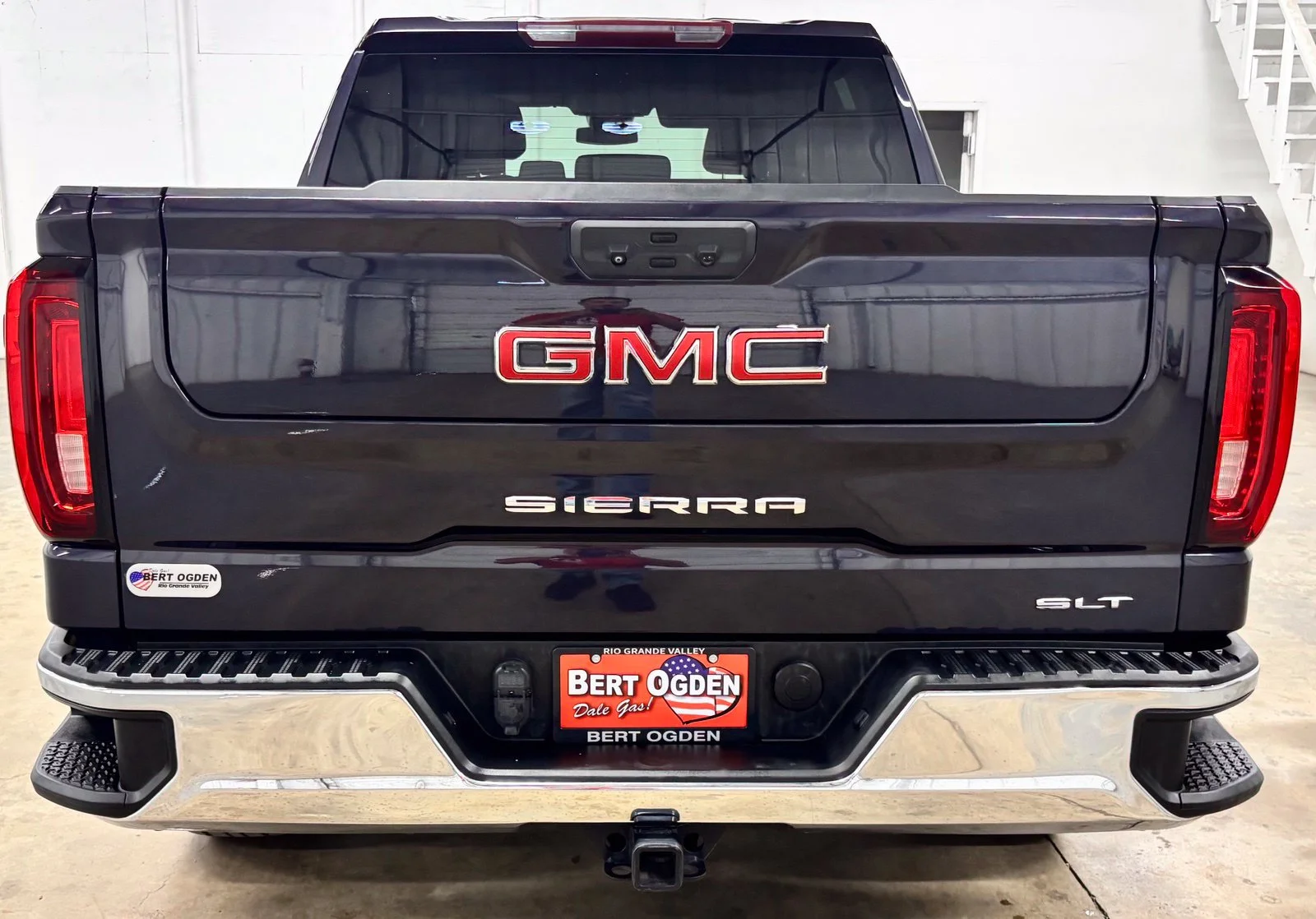 Used 2022 Silver GMC SLT image 5