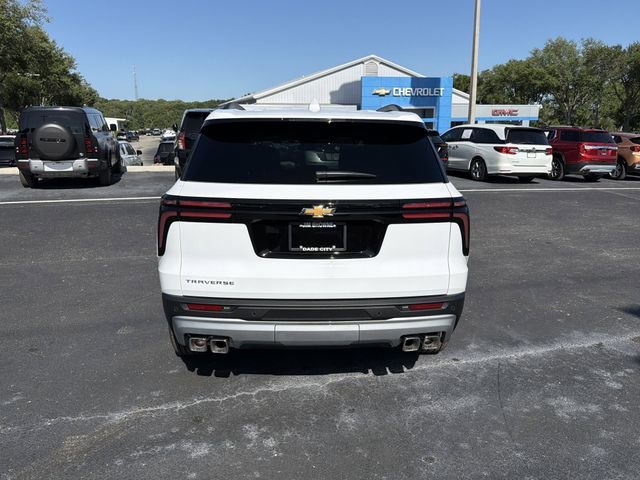 2026 Chevrolet Traverse LT - Photo 6