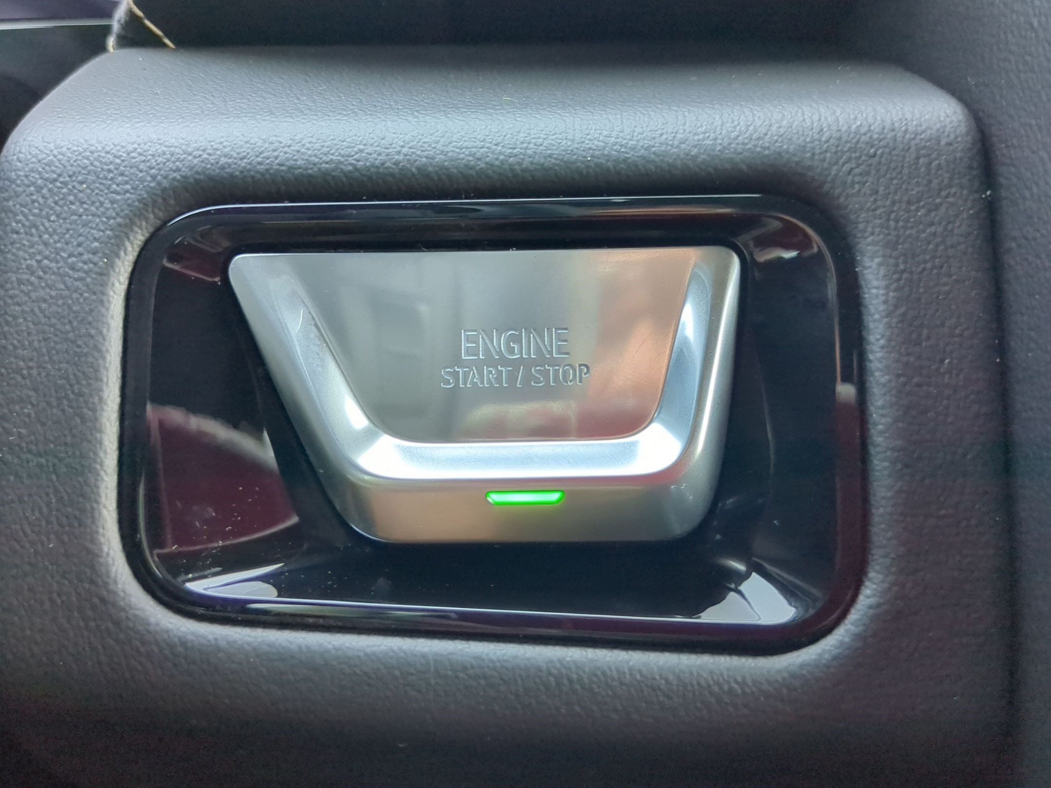 New 2026 Summit White GMC Elevation image 17