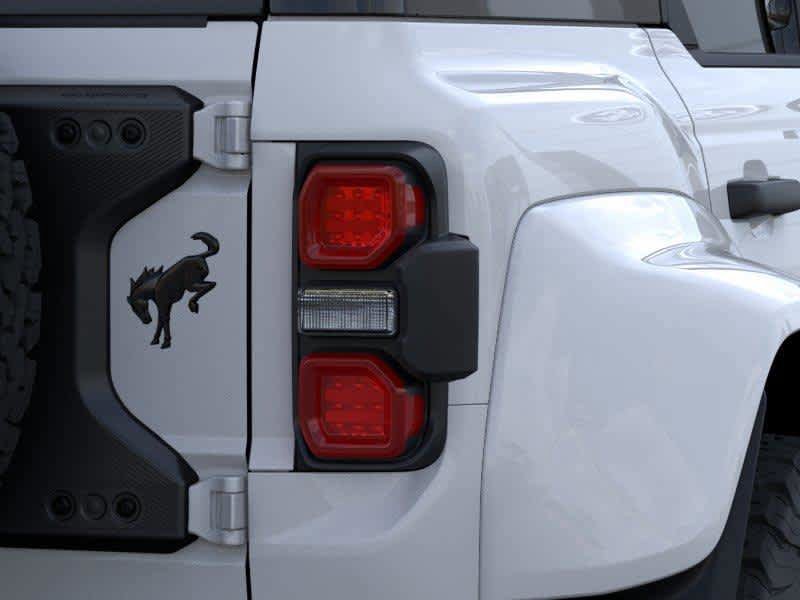 New 2025 Oxford White Ford Raptor image 23