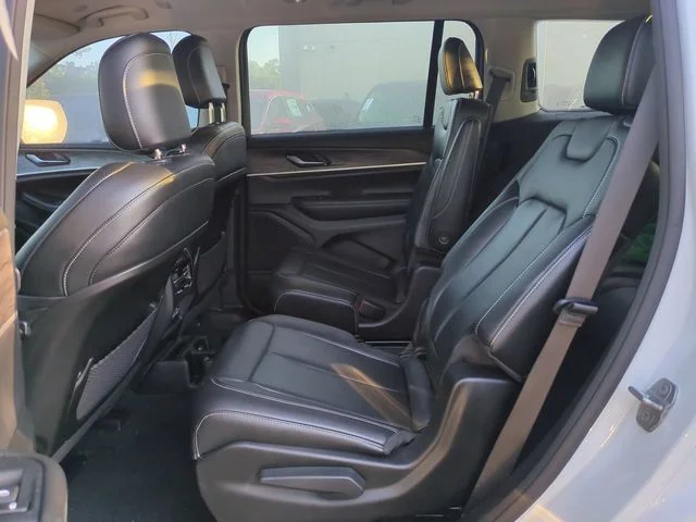 Used 2023 White Jeep Limited image 13