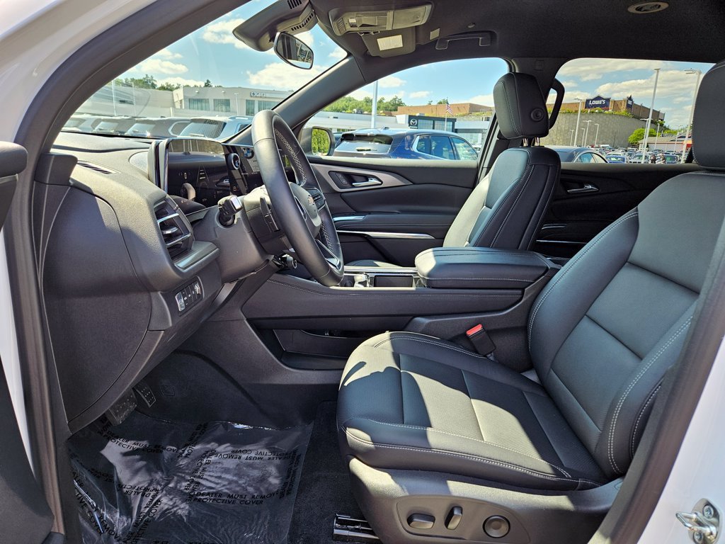 2026 Chevrolet Traverse LT - Photo 10