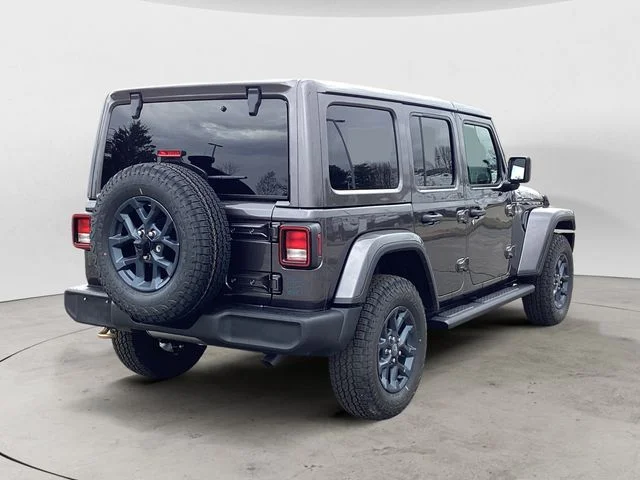 New 2026 Granite Crystal Metallic Clearcoat Jeep 4-DOOR 85TH ANNIVERSARY EDITION image 6