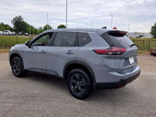 Used 2026 Gray Nissan SV image 9