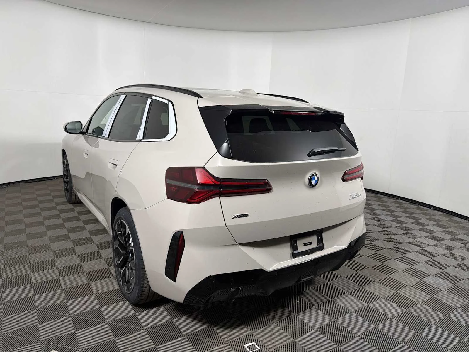 New 2026 Dune Grey Metallic BMW 30 xDrive image 3