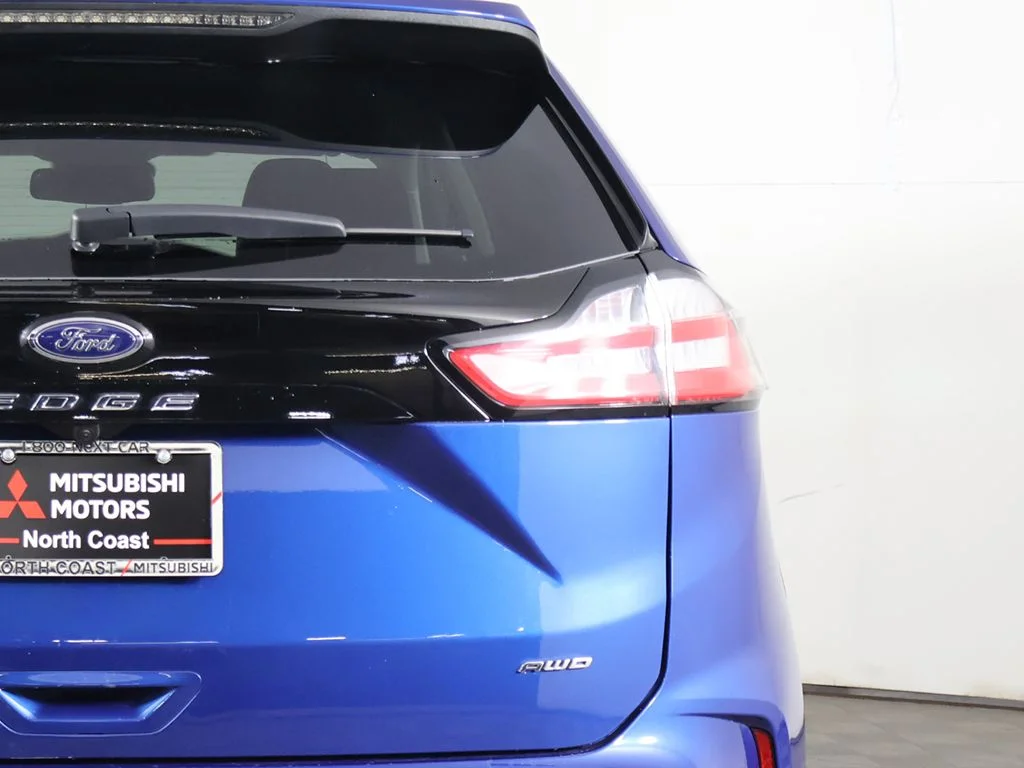 Used 2024 Blue Ford SEL image 14