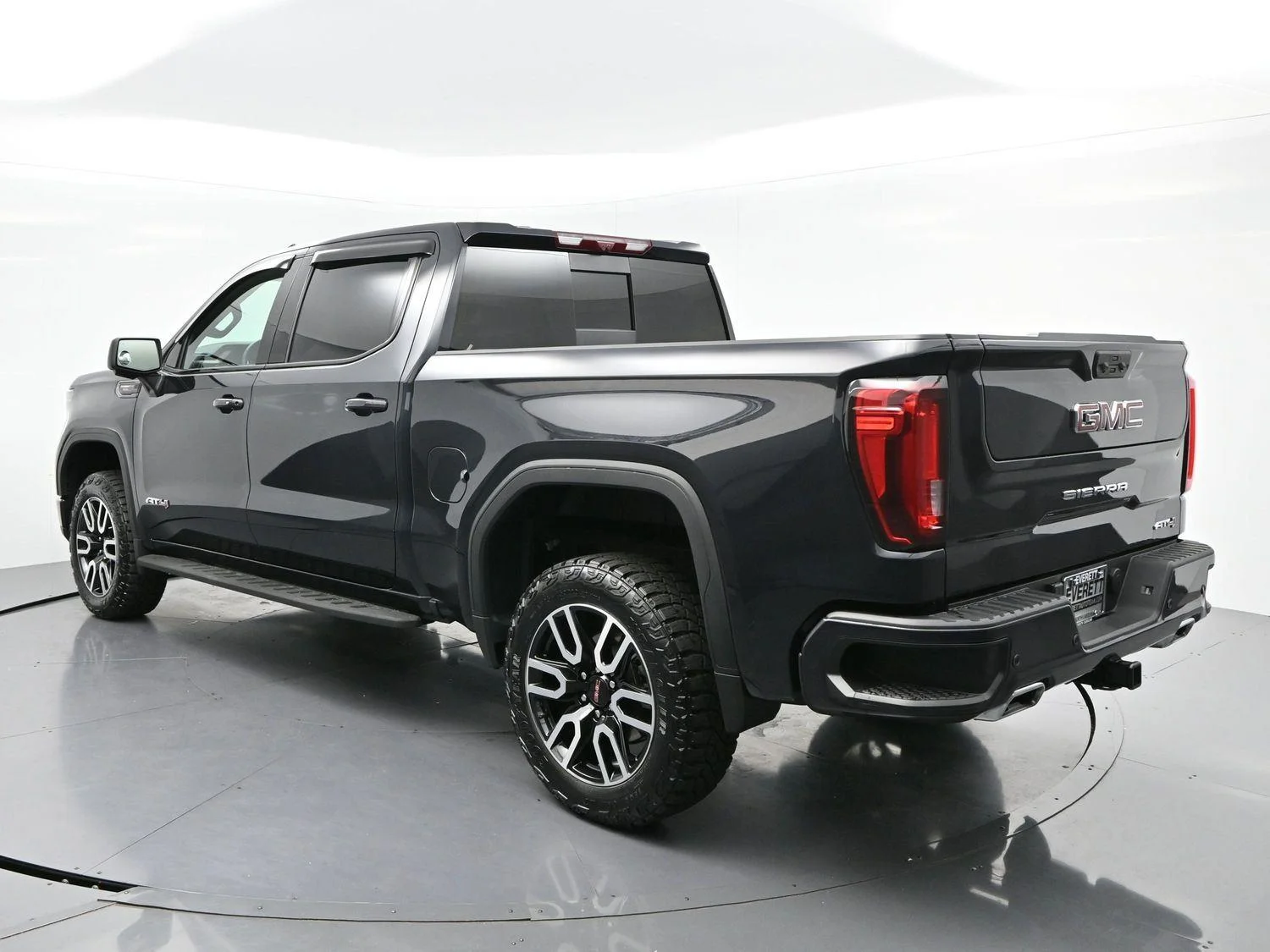 Used 2024 Titanium Rush Metallic GMC AT4 image 5