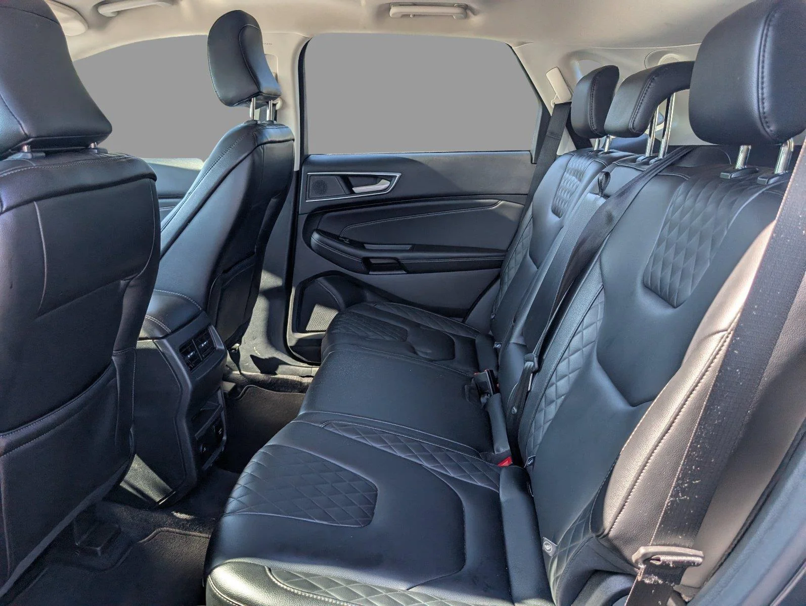 Used 2024 Stone Blue Ford Titanium image 35