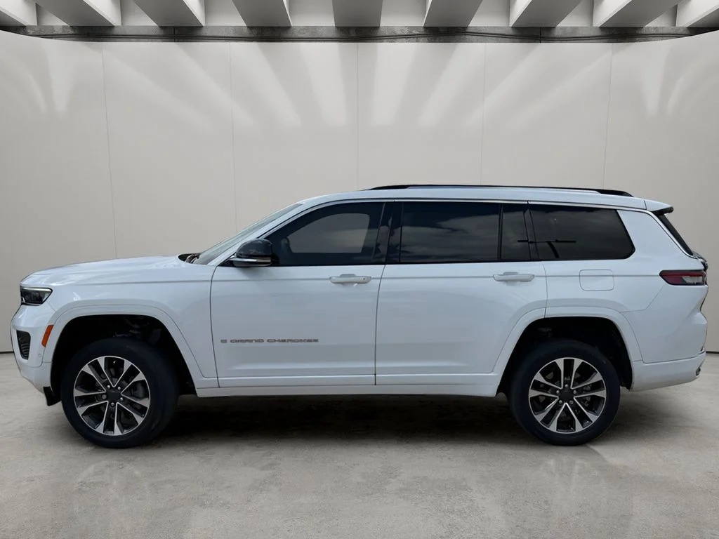 Used 2023 Bright White Clearcoat Jeep Overland image 2