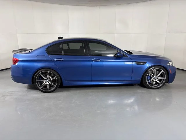 Used 2014 Blue BMW Base image 9
