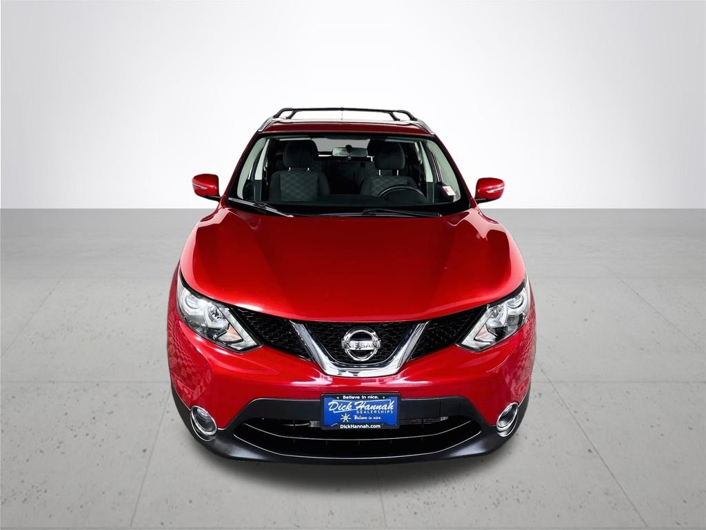 Used 2017 Red Nissan SV image 3